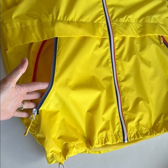 Saki Sport Sunshine Yellow Water-Resistant Jacket Hood Lightweight Fabric - Picture 3 of 15